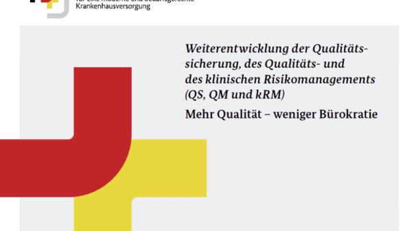 Logo Regierungskommission in schwarz rot gelb mit Titel der Stellungnahme auf grauem Hintergrund